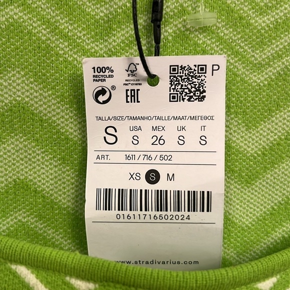 Stradivarius brand size S pullover crop length top- NWT - Picture 3 of 5